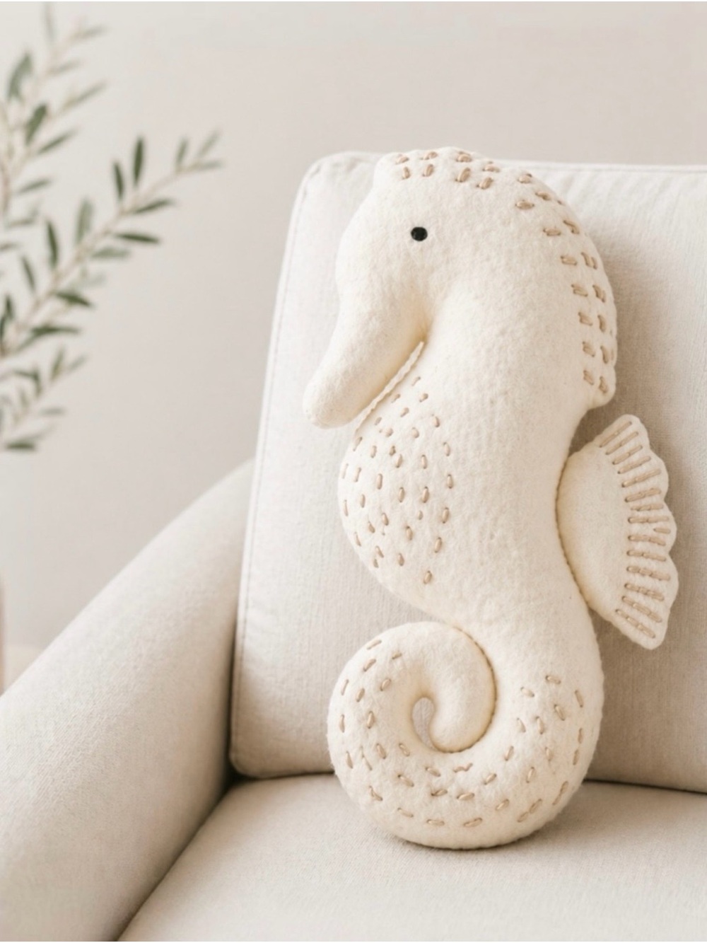 Pottery Barn Seahorse Pillow Rare Coastal Lumbar NWT - Picture 2 of 13